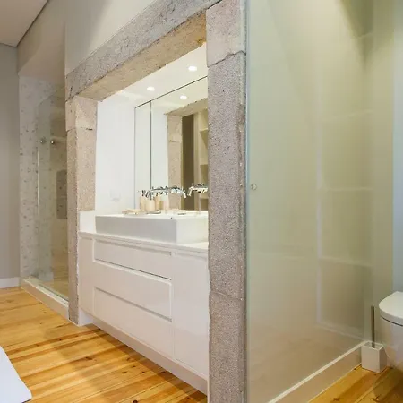 Apartment Joivy Deluxe 3br With Workspace By Figueira Sq And Rossio Subway Lisbon